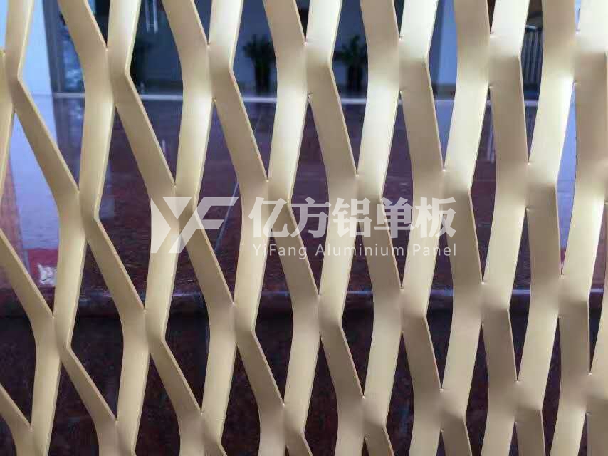 拉网铝单板